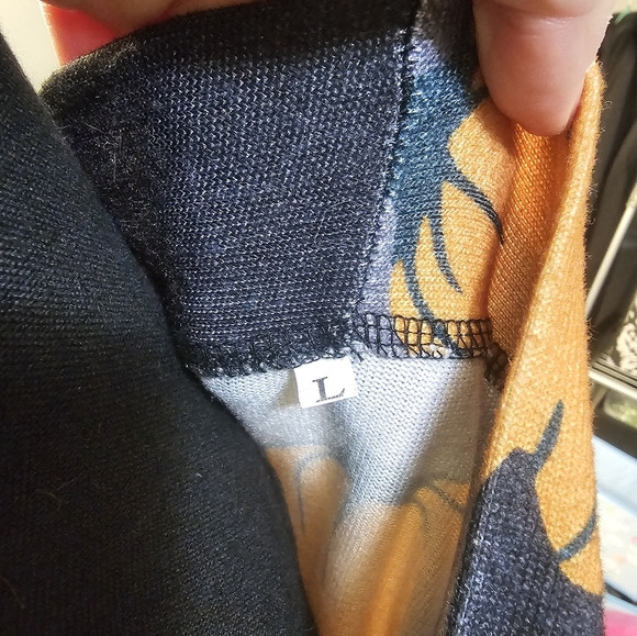 Halloween Cat and Pumpkin Cardigan - Picture 3 of 4